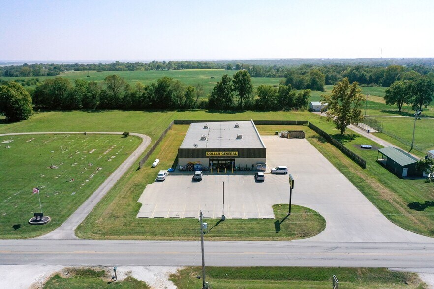 745 Route C, La Grange, MO à vendre - Photo de l’immeuble – Image 2 sur 5