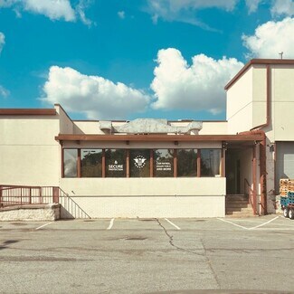 Plus de détails pour 4925 W Market St, Greensboro, NC - Local commercial à vendre