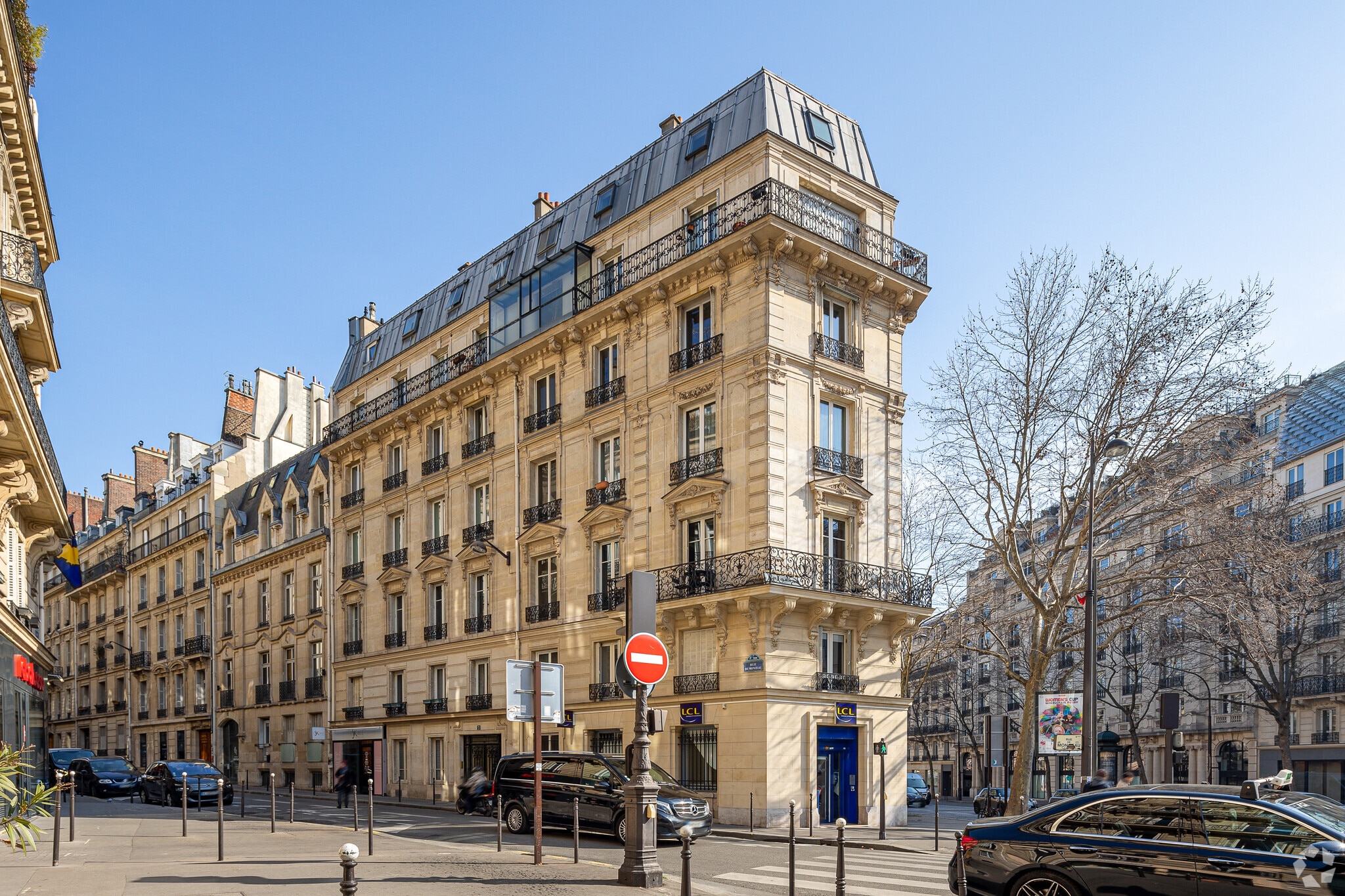 188 Boulevard Haussmann, Paris à louer Photo principale– Image 1 sur 12
