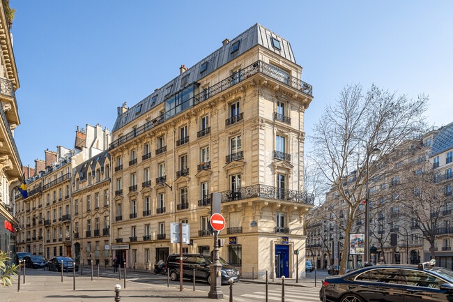 Plus de détails pour 188 Boulevard Haussmann, Paris - Local commercial à louer