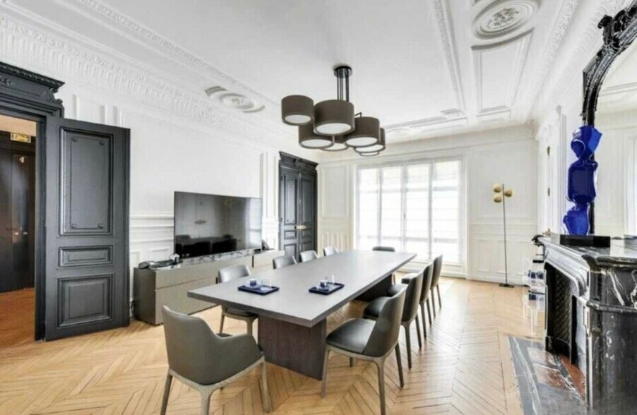 22 Rue D'Astorg, Paris à louer - Photo intérieure – Image 1 sur 7
