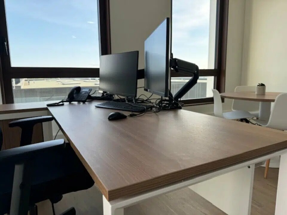 Bureau dans Genas à louer Photo intérieure– Image 1 sur 6