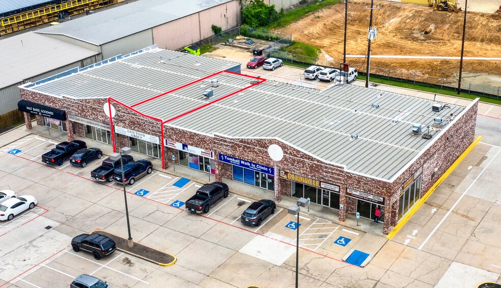 28155 Tomball Pky, Tomball, TX à louer - Photo de l’immeuble – Image 1 sur 18