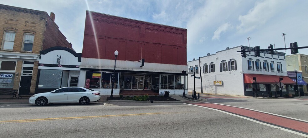 400 S Main St, Emporia, VA à louer - Photo de l’immeuble – Image 1 sur 9