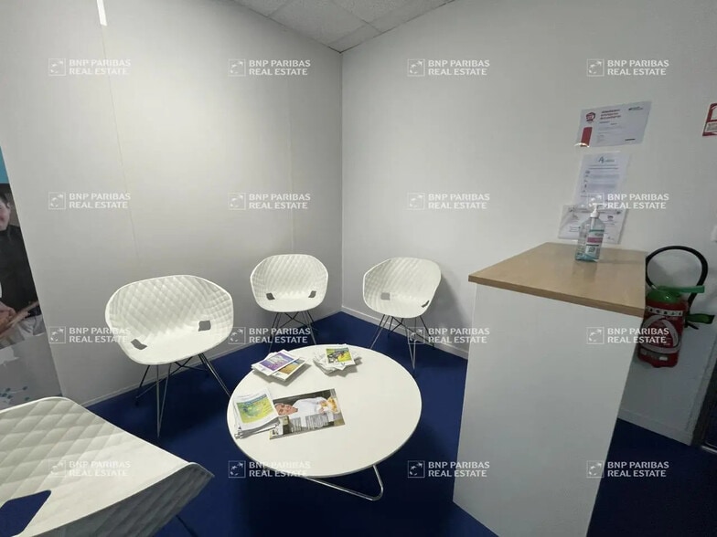 Bureau dans La Chapelle-sur-Erdre à louer - Photo de l’immeuble – Image 3 sur 6