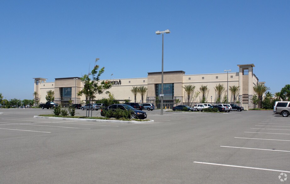 2015 Birch Rd, Chula Vista, CA à louer - Photo de l’immeuble – Image 2 sur 4