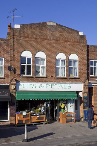Plus de détails pour 9 Dunyeats Rd, Broadstone - Local commercial à louer