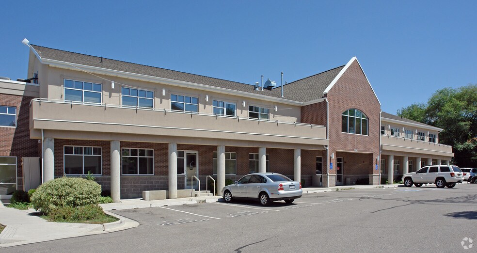 7390 Creek Rd, Sandy, UT à louer - Photo de l’immeuble – Image 2 sur 25