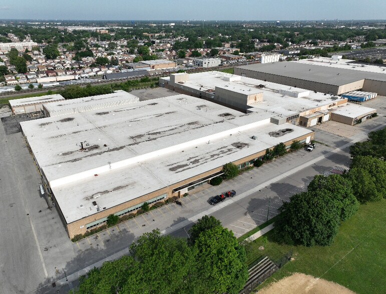 4850 S Kilbourn Ave, Chicago, IL à louer - Photo de l’immeuble – Image 3 sur 10