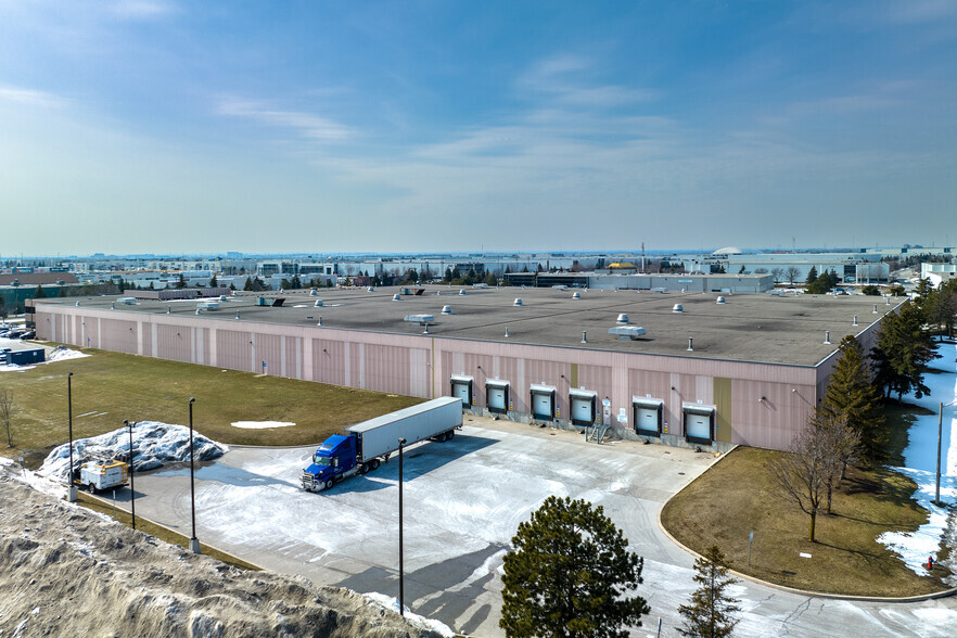 5925 McLaughlin Rd, Mississauga, ON à louer - Photo de l’immeuble – Image 3 sur 5