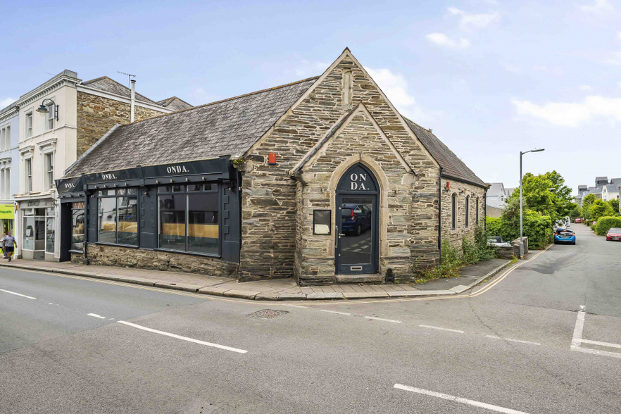 2-4 Molesworth St, Wadebridge à vendre - Photo de l’immeuble – Image 1 sur 5