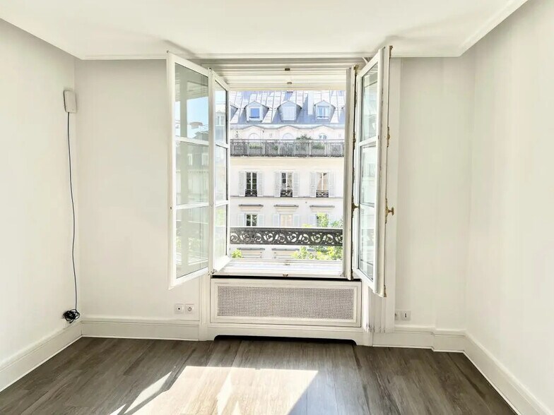 Bureau dans Paris à louer - Photo de l’immeuble – Image 3 sur 8