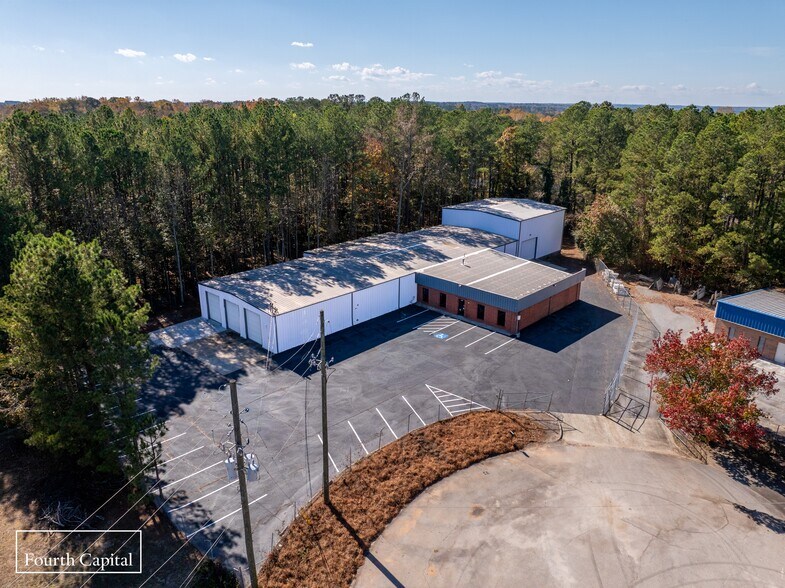 1511 Commercial Ct, Jonesboro, GA à vendre - Photo de l’immeuble – Image 1 sur 14