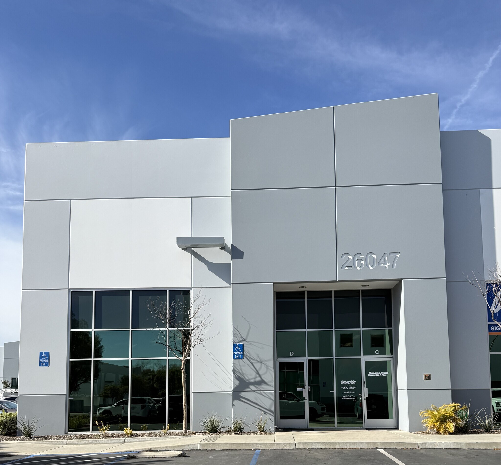 26047 Jefferson Ave, Murrieta, CA à louer Photo principale– Image 1 sur 3