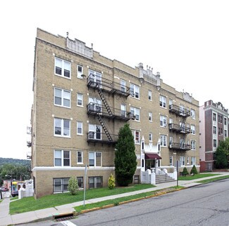 Plus de détails pour 671 Lincoln Ave, Orange, NJ - Logement à vendre