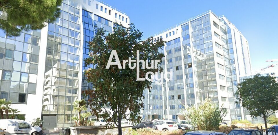 C-22 Rue Emmanuel Grout, Nice à louer - Photo de l’immeuble – Image 3 sur 8