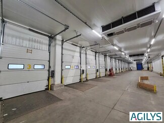 Plus de détails pour Bureau, Local d'activités à louer