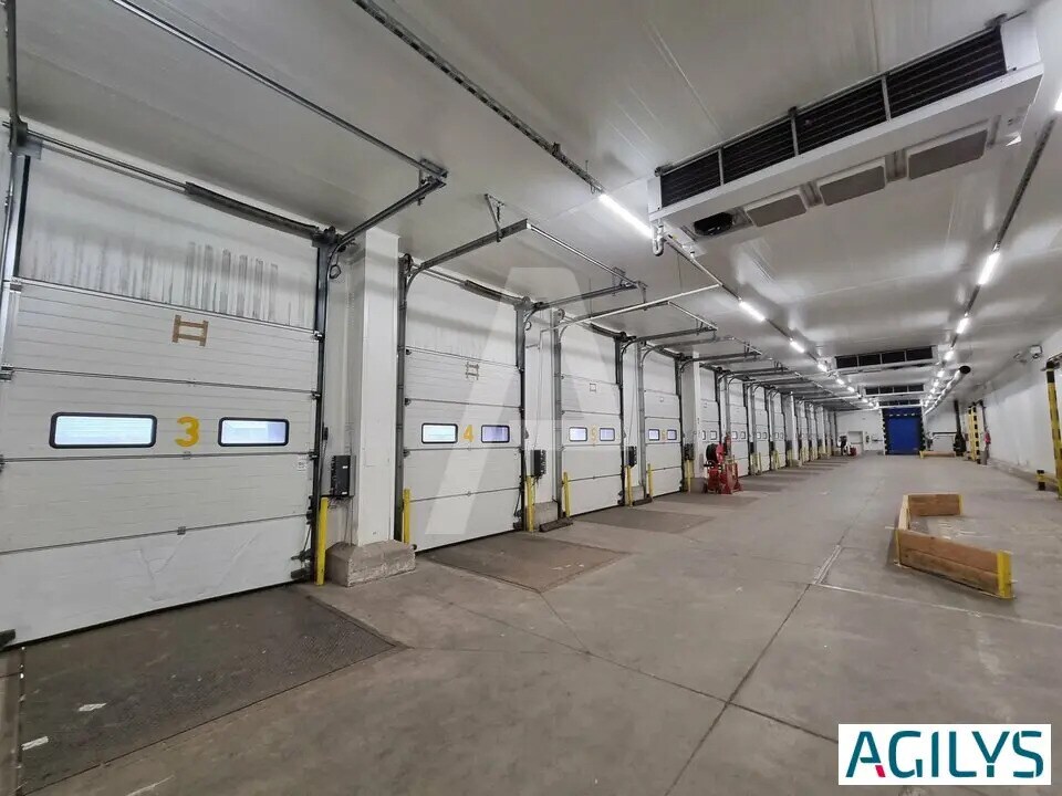 Bureau dans Chilly-Mazarin à louer Photo intérieure– Image 1 sur 7