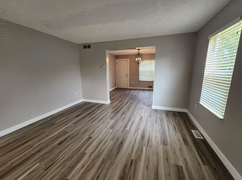 4220 16th St, Detroit, MI à vendre - Photo de l’immeuble – Image 2 sur 7