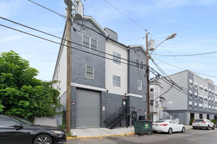 197-199 12th Ave, Paterson, NJ à vendre - Photo de l’immeuble – Image 2 sur 26