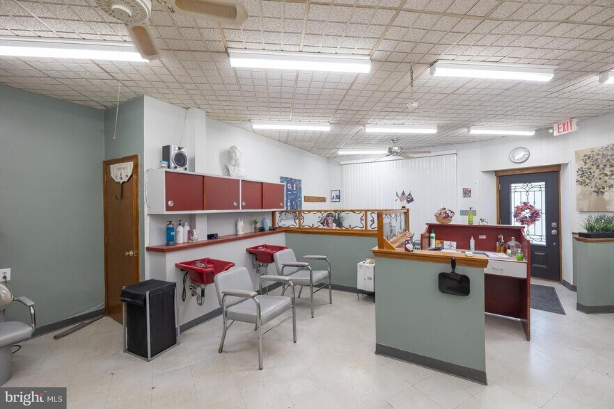 219 S Broadway, Gloucester City, NJ à louer - Photo de l’immeuble – Image 3 sur 5