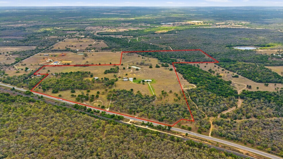 13661 E Highway 90, Kingsbury, TX à vendre - Photo principale – Image 1 sur 73
