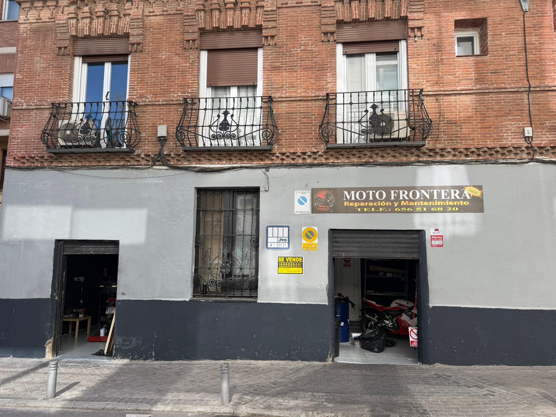 Local commercial dans Madrid, Madrid à louer Photo de l’immeuble– Image 1 sur 5