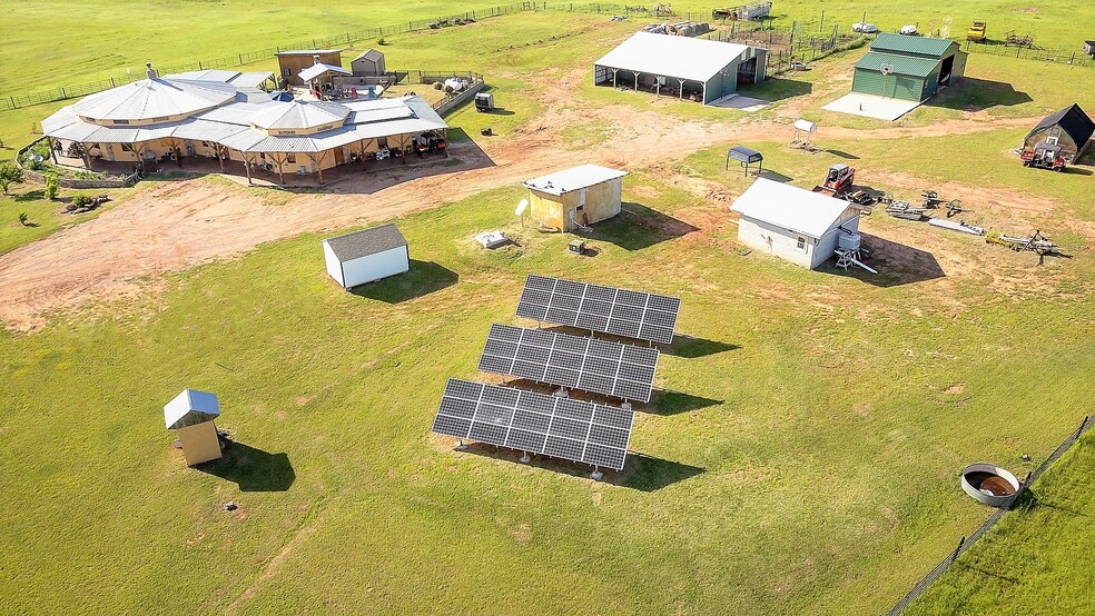 7676 W County Road 66, Mulhall, OK à vendre - Photo de l’immeuble – Image 3 sur 36