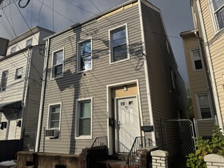 Plus de détails pour 532 Summer St, Paterson, NJ - Logement à vendre