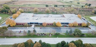 Plus de détails pour N25W23255 Paul Rd, Pewaukee, WI - Bureau à vendre