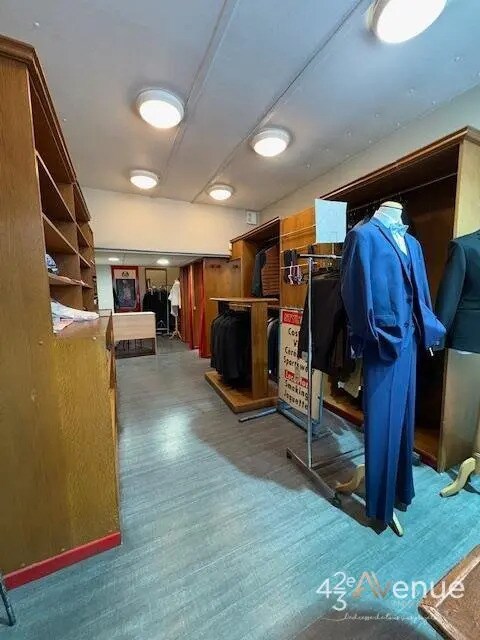 Plus de détails pour Local commercial à louer