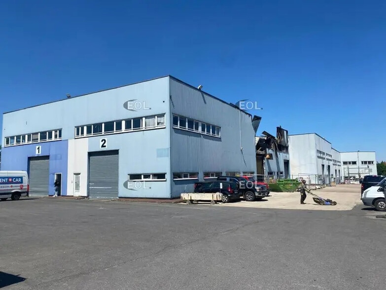 Industriel/Logistique dans Pontault-Combault à vendre - Photo de l’immeuble – Image 2 sur 20