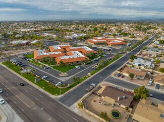 Plus de détails pour 5620 W Thunderbird Rd, Glendale, AZ - Bureau à vendre