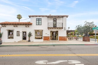 6106-6108 Paseo Delicias, Rancho Santa Fe, CA à louer Photo intérieure– Image 1 sur 22