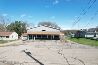 110 Creekview Dr, Battle Creek, MI à louer Photo intérieure– Image 2 sur 32