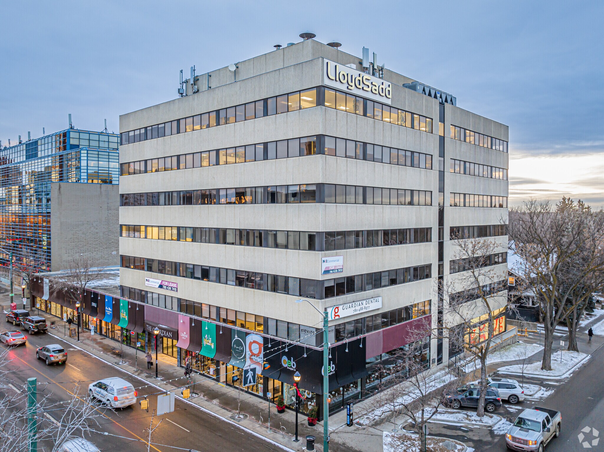 10240 124th St, Edmonton, AB à louer Photo principale– Image 1 sur 9