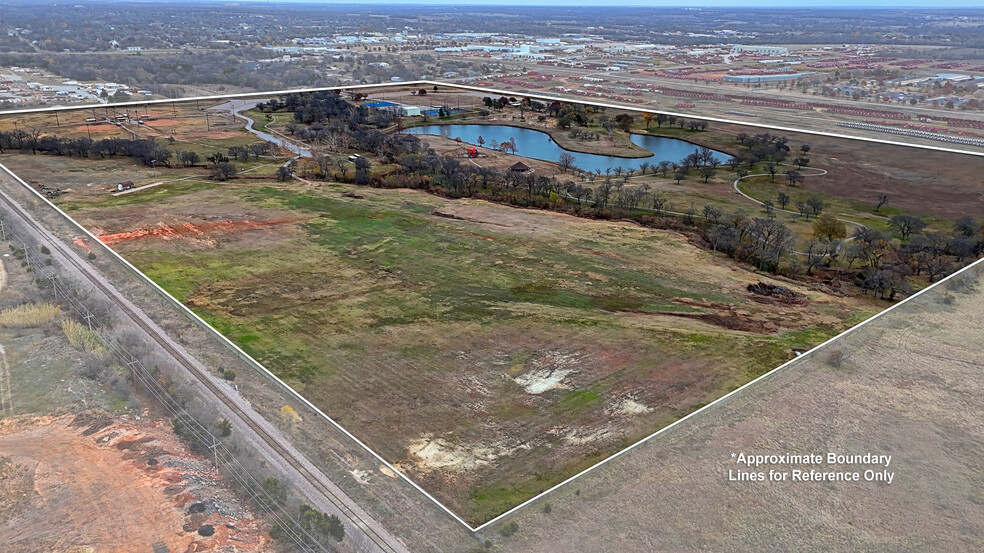 400 W Martin Luther King Blvd, Duncan, OK à vendre - Photo principale – Image 1 sur 43