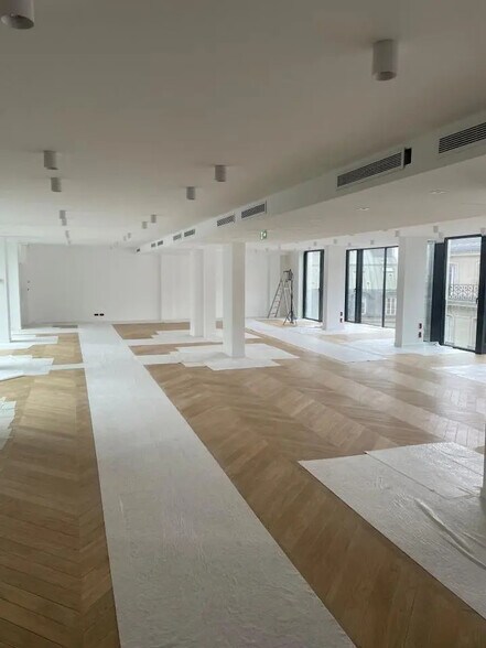 47 Rue De Ponthieu, Paris à louer - Photo intérieure – Image 3 sur 3