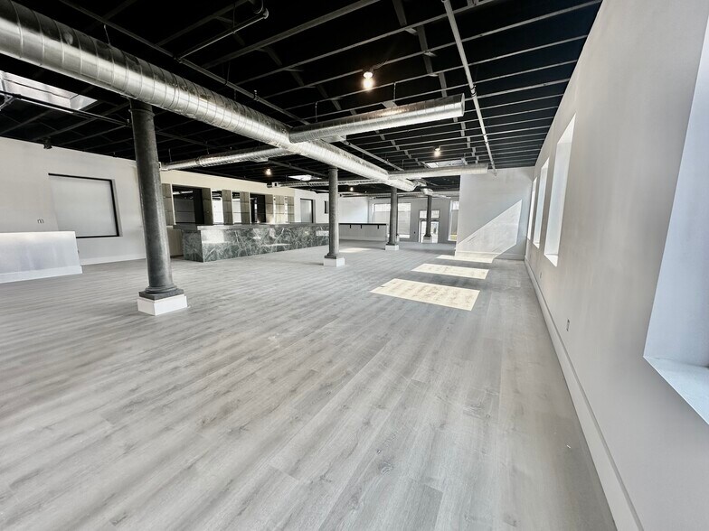 169 W Putnam Ave, Greenwich, CT à louer - Photo intérieure – Image 2 sur 12