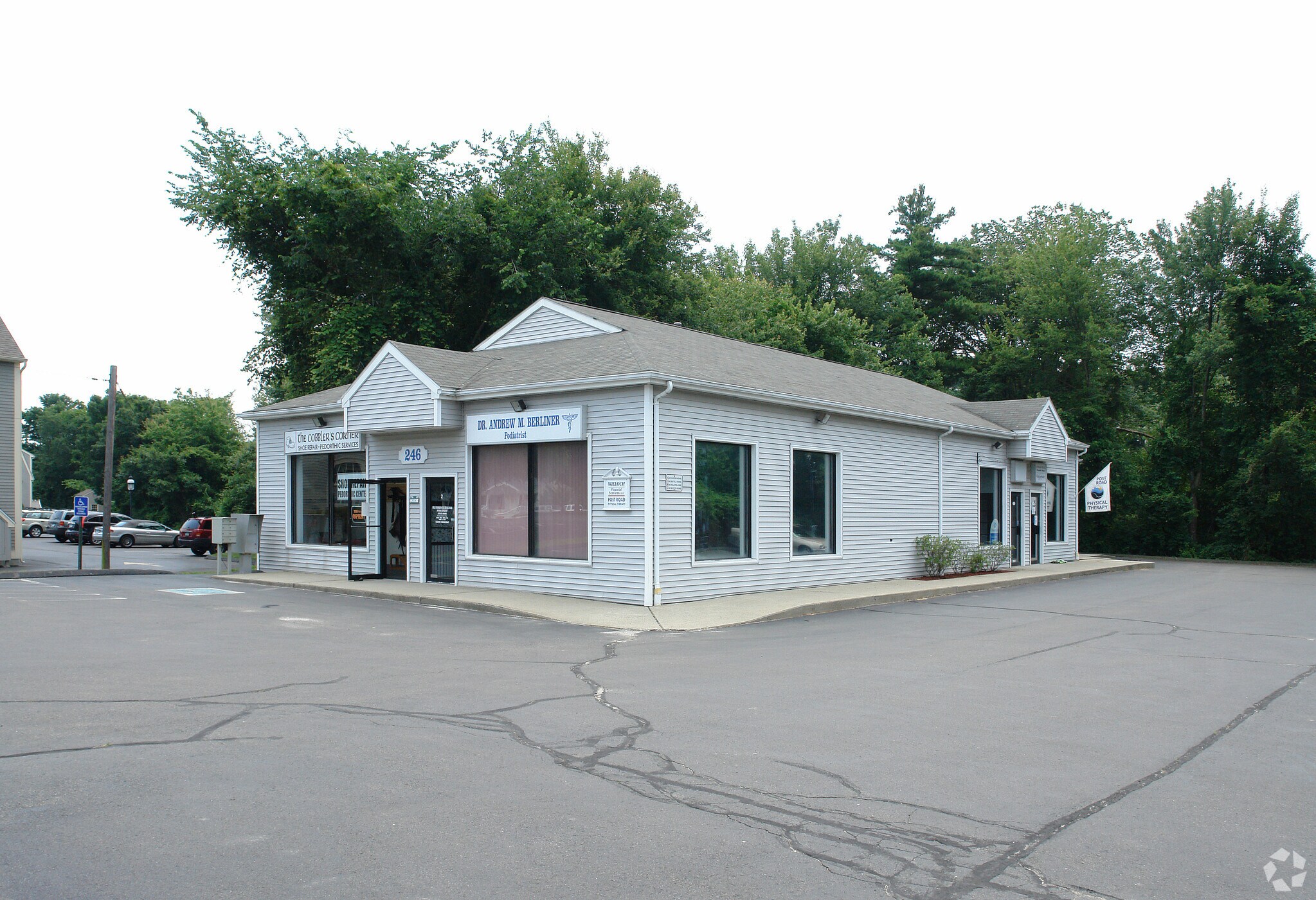246 E Main St, Clinton, CT à vendre Photo principale– Image 1 sur 3