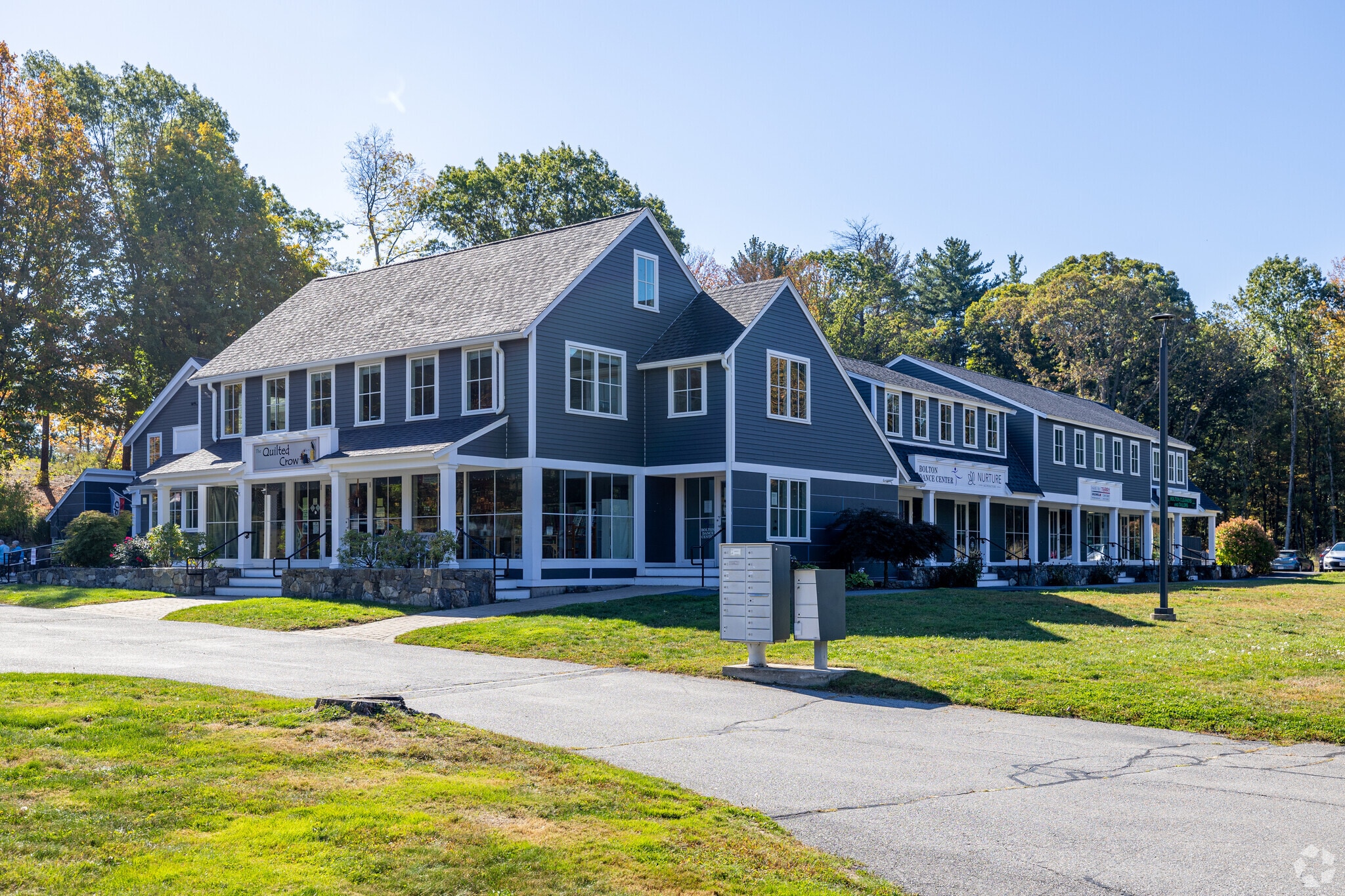 626 Main St, Bolton, MA à louer Photo principale– Image 1 sur 5