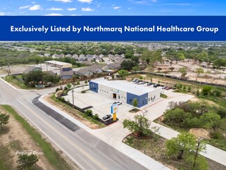 Plus de détails pour 5802 Medina Base rd, San Antonio, TX - Bureau à vendre