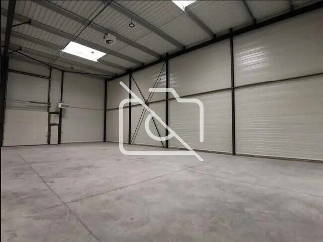 Plus de détails pour Industriel/Logistique à vendre