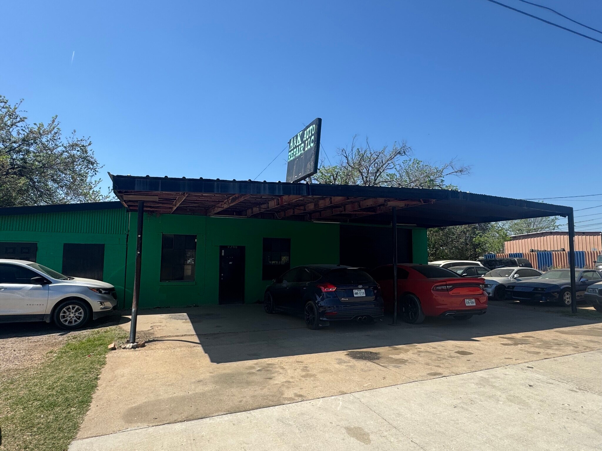 4200 Mansfield Hwy, Forest Hill, TX à vendre Photo de l’immeuble– Image 1 sur 3