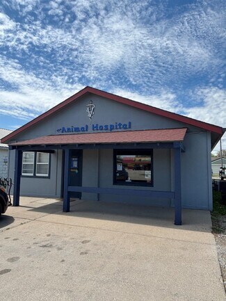 Plus de détails pour 710 Washington st, Plainville, KS - Bureau à vendre