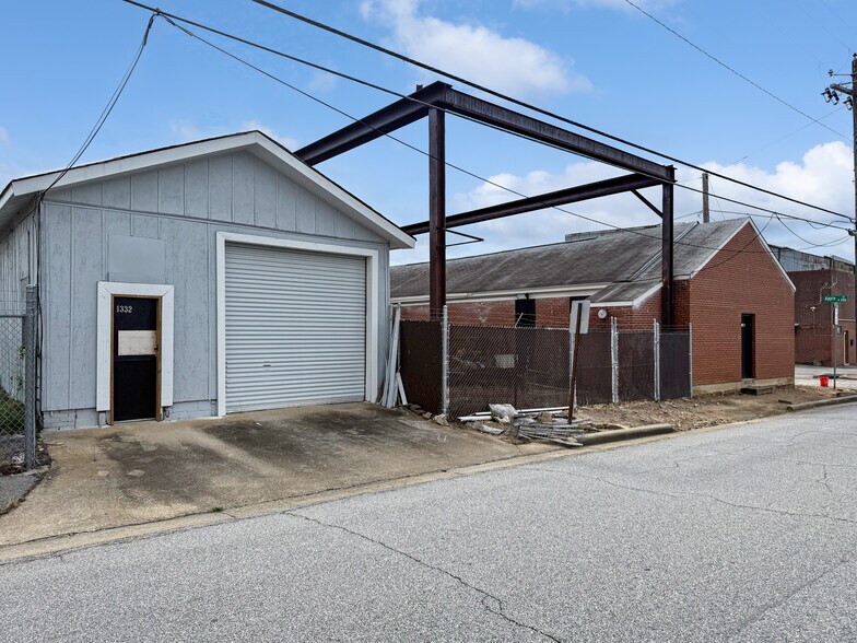 1332 11th Ave, Columbus, GA à vendre - Photo de l’immeuble – Image 1 sur 9