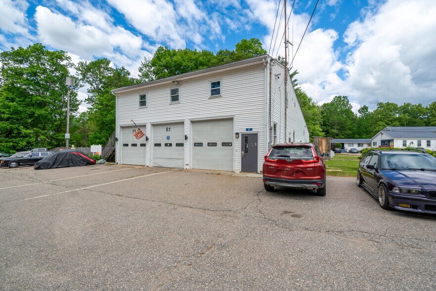 35 S Main St, Newton, NH à vendre - Photo de l’immeuble – Image 2 sur 40