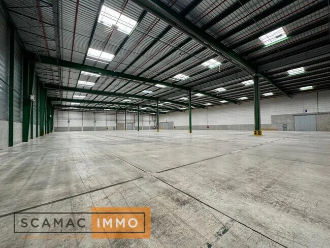 Plus de détails pour Bureau, Industriel/Logistique à louer
