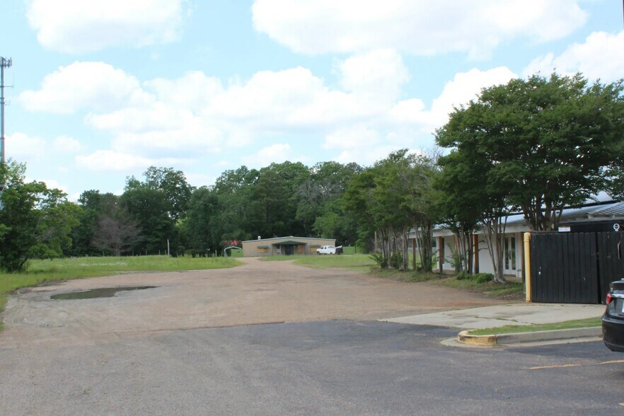 307 S Pearson Rd, Pearl, MS à vendre - Photo de l’immeuble – Image 3 sur 10