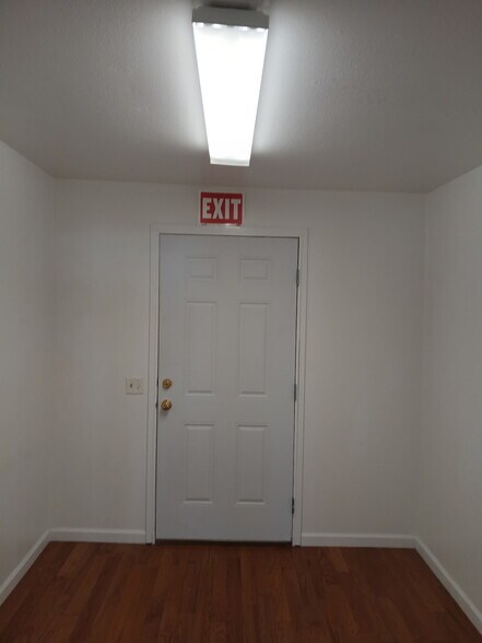 153 S Maine St, Fallon, NV à louer - Photo de l’immeuble – Image 3 sur 5